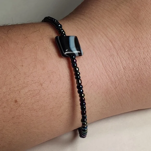 Botswana Agate & Seed Bead Handmade Bracelet - Picture 5 of 9